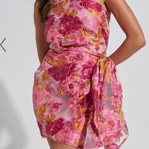 BRAILEY MINI DRESS - ONE SHOULDER WRAP FRONT DRESS IN PINK JACQUARD